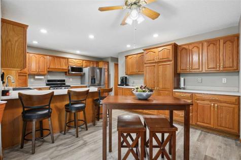 402 Windsor Drive Solon IA 52333