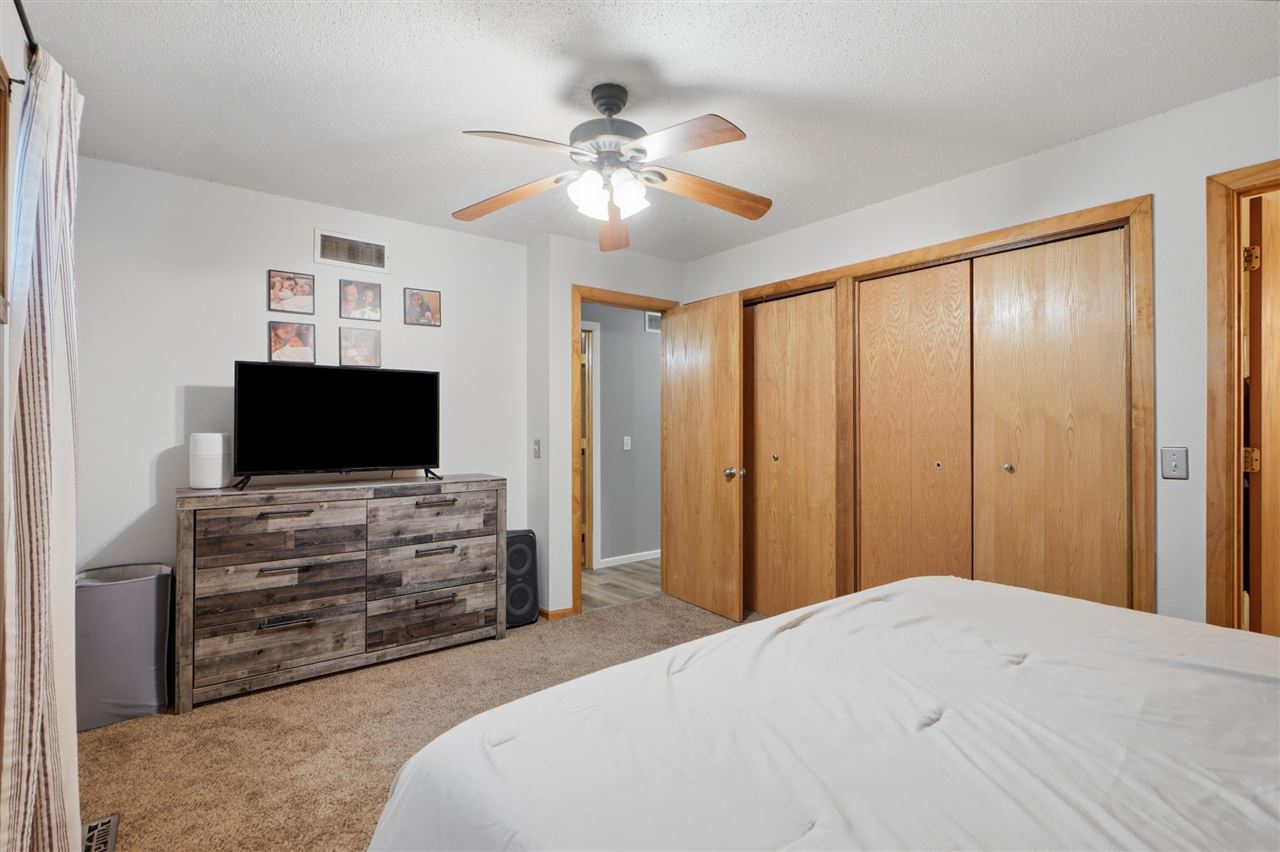 1104 N Miller West Liberty IA 52776