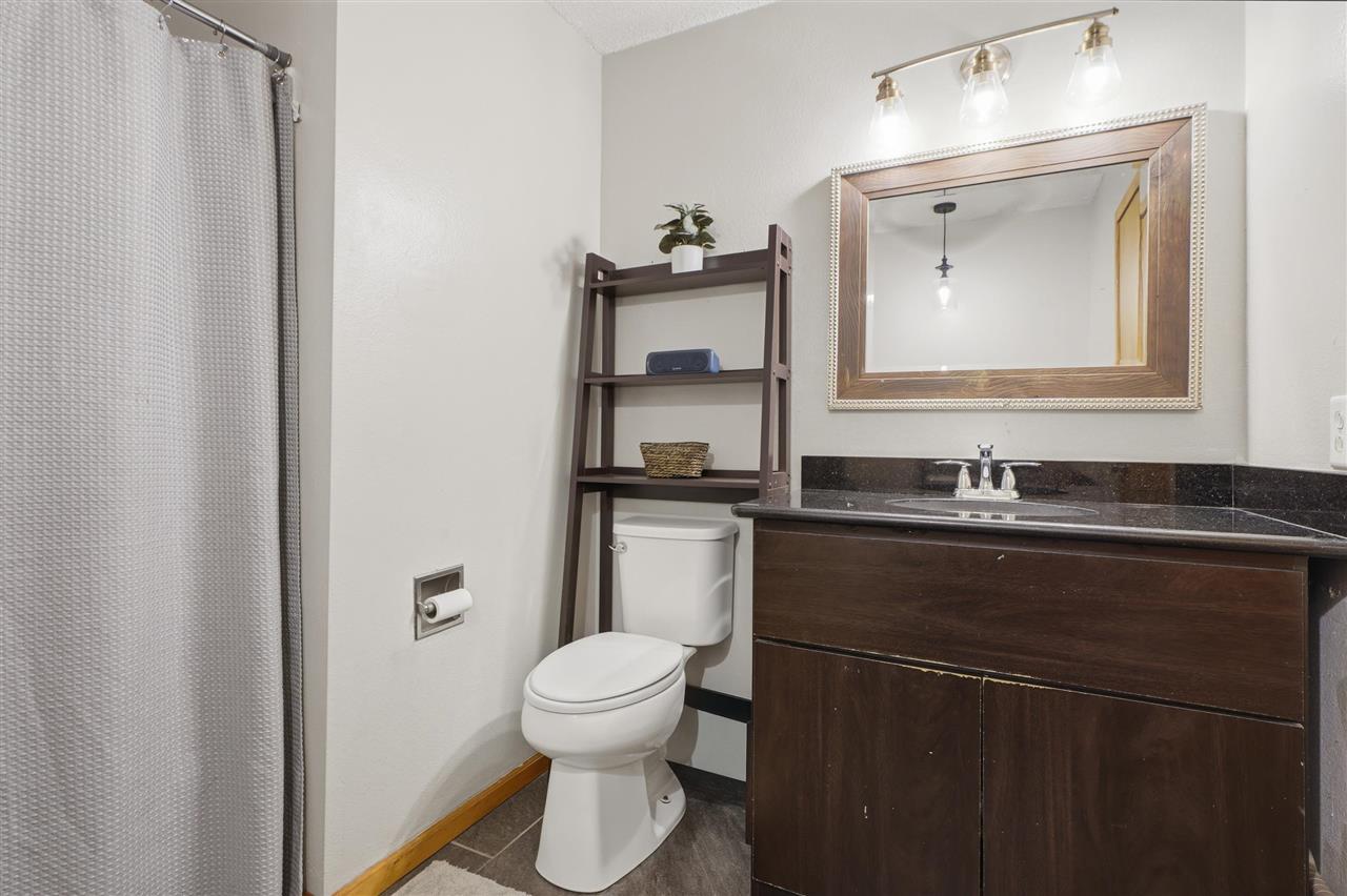 1104 N Miller West Liberty IA 52776