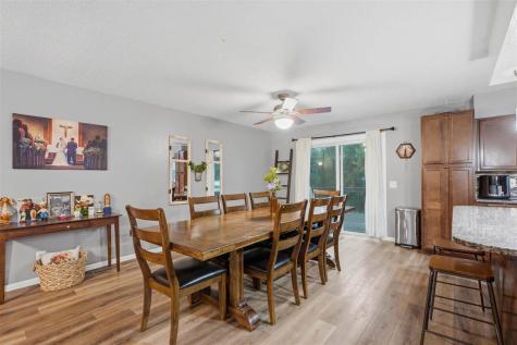 1104 N Miller West Liberty IA 52776