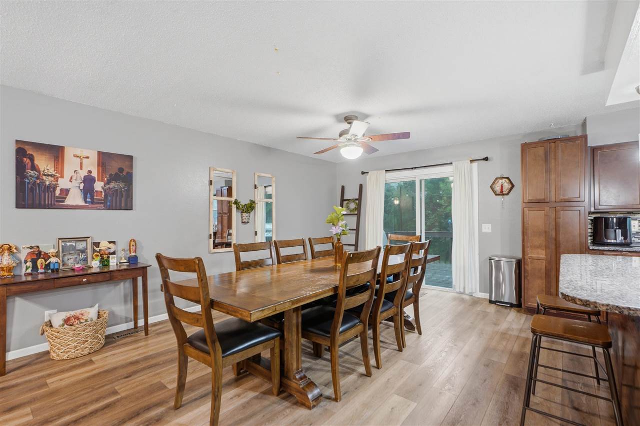 1104 N Miller West Liberty IA 52776