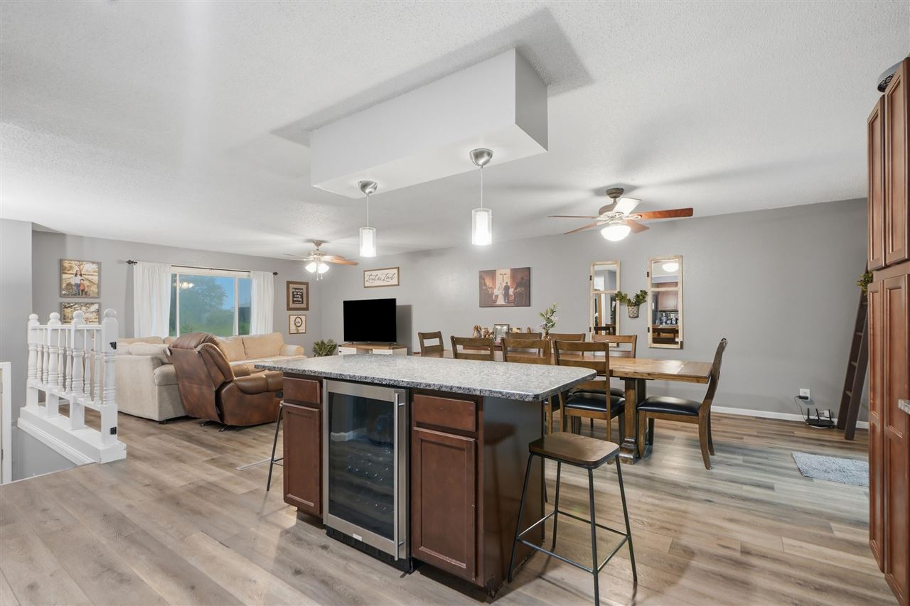 1104 N Miller West Liberty IA 52776