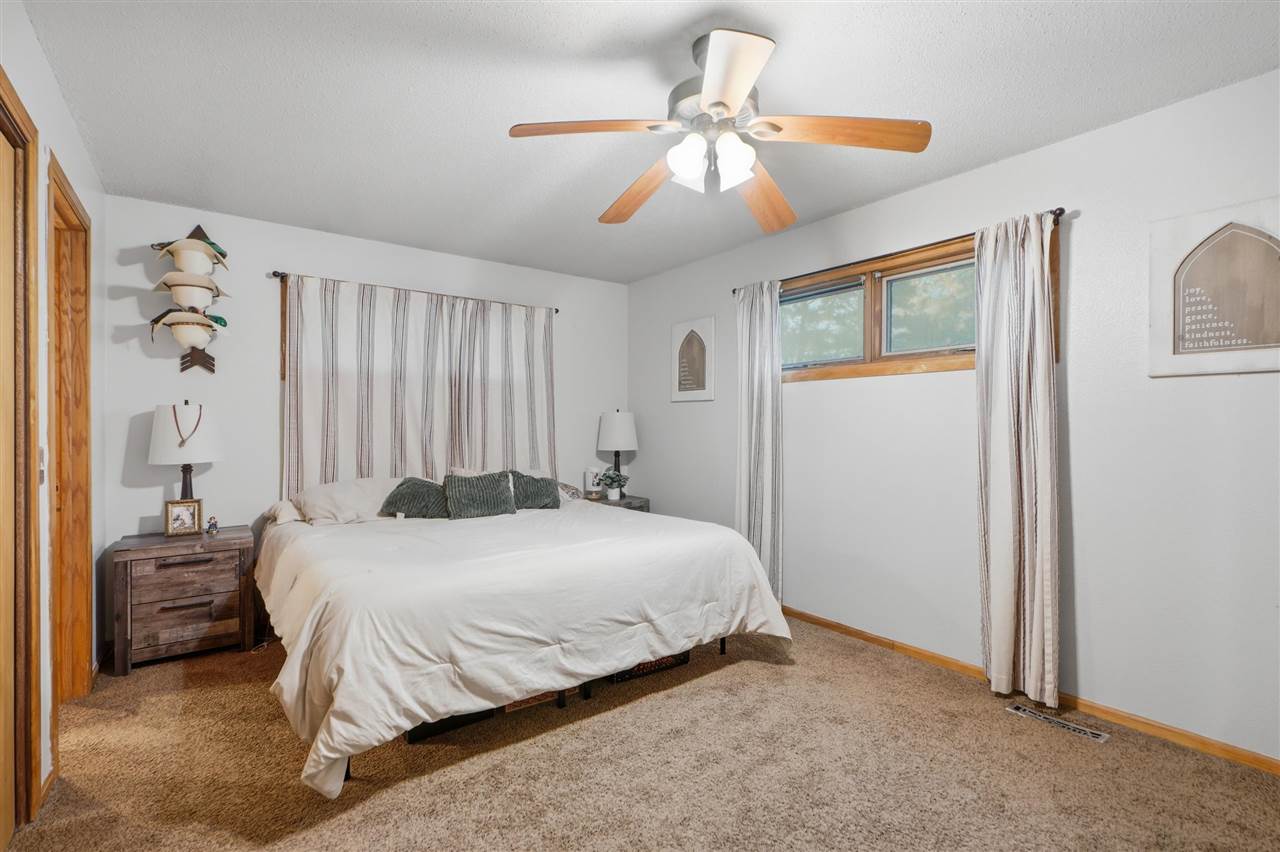 1104 N Miller West Liberty IA 52776