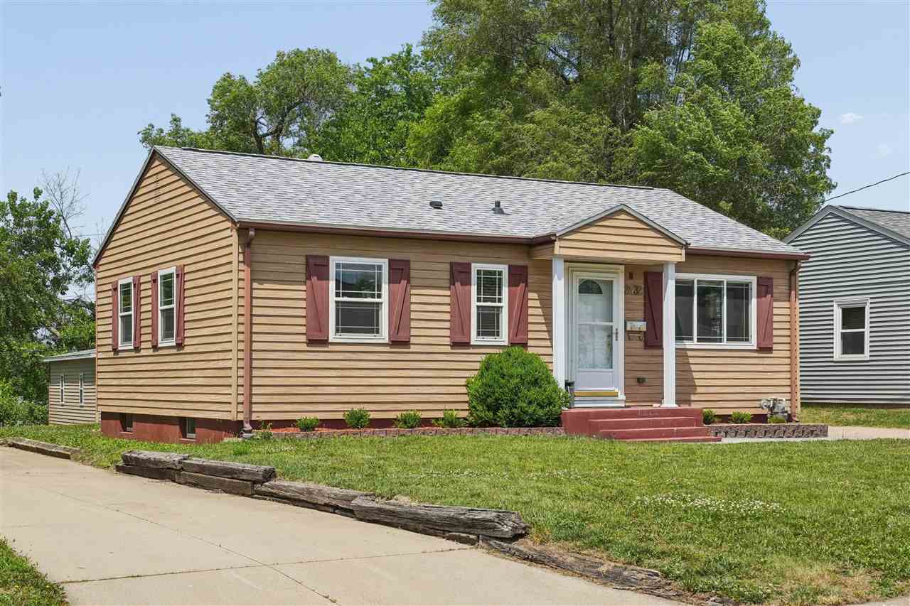 2432 9th Avenue SW Cedar Rapids IA 52404