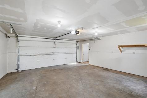2432 9th Avenue SW Cedar Rapids IA 52404
