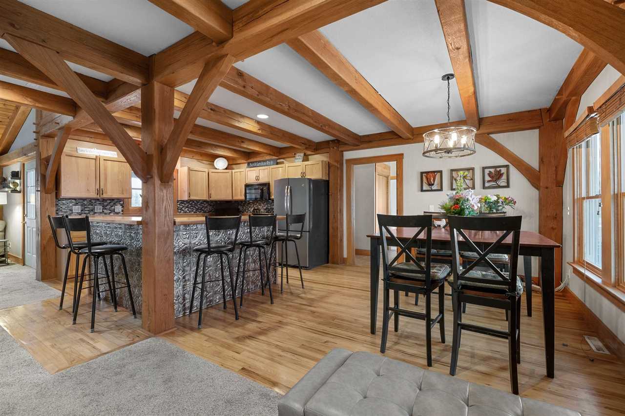 333 Hillview Drive SE Mt Vernon IA 52314