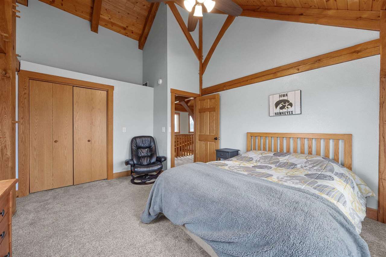 333 Hillview Drive SE Mt Vernon IA 52314