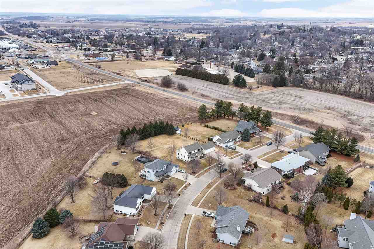 333 Hillview Drive SE Mt Vernon IA 52314
