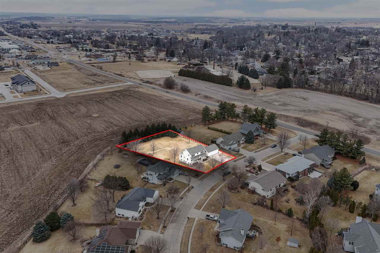 333 Hillview Drive SE Mt Vernon IA 52314