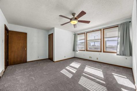 104 E Washington Street Norway IA 52318
