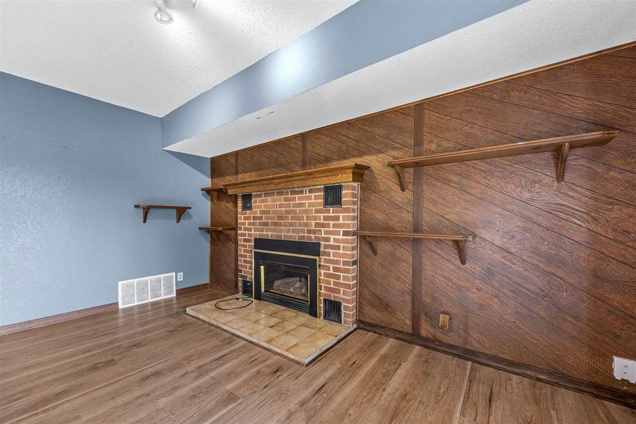 104 E Washington Street Norway IA 52318