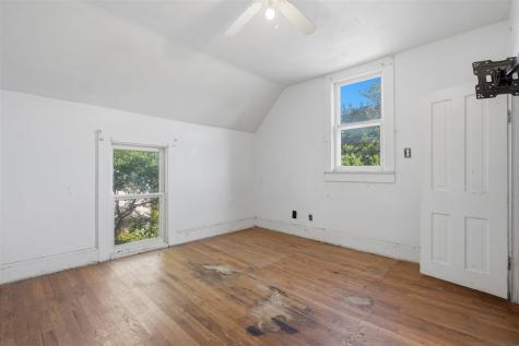 632 E Jefferson Street Washington IA 52353