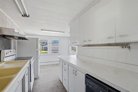 632 E Jefferson Street Washington IA 52353
