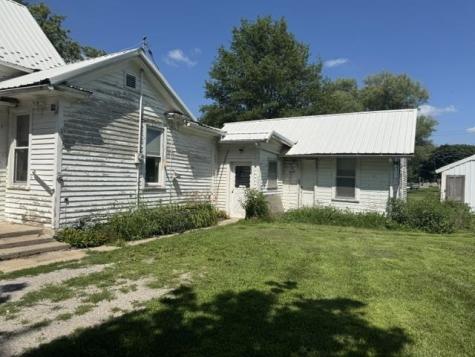 205 N Hamilton Street Keota IA 52248