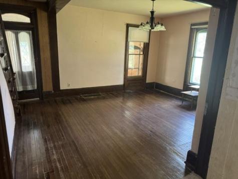 205 N Hamilton Street Keota IA 52248