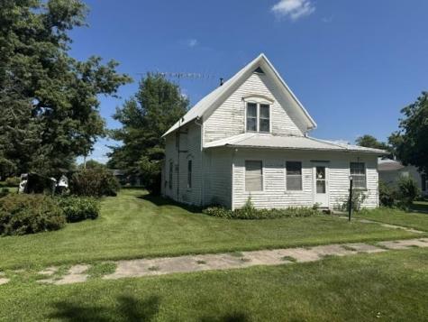 205 N Hamilton Street Keota IA 52248