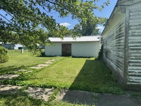 205 N Hamilton Street Keota IA 52248