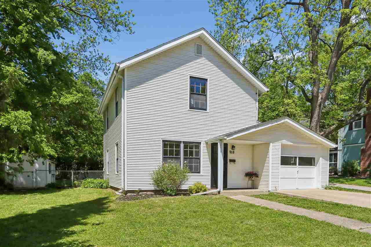 918 Ginter Avenue Iowa City IA 52240