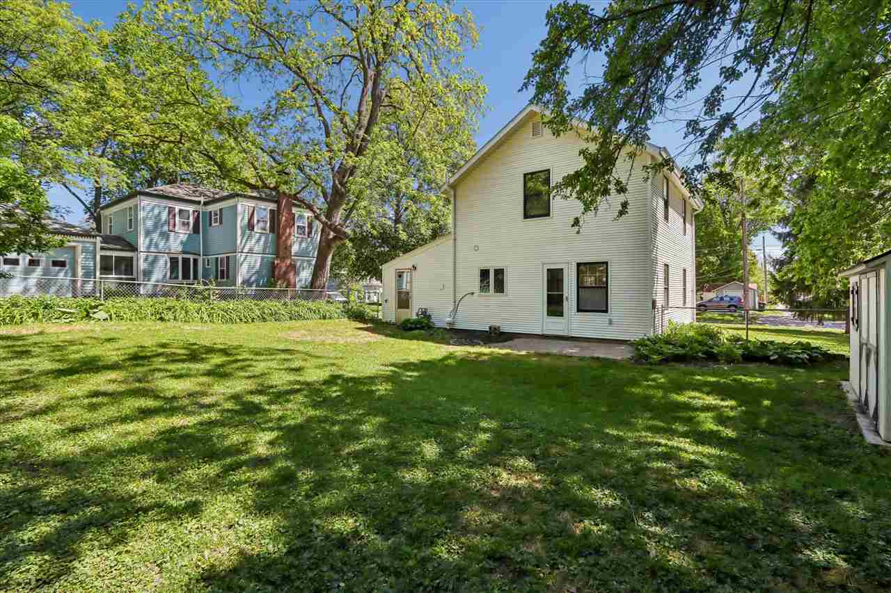 918 Ginter Avenue Iowa City IA 52240