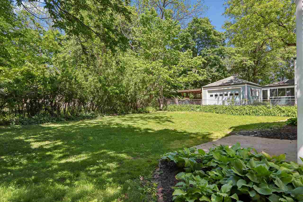 918 Ginter Avenue Iowa City IA 52240