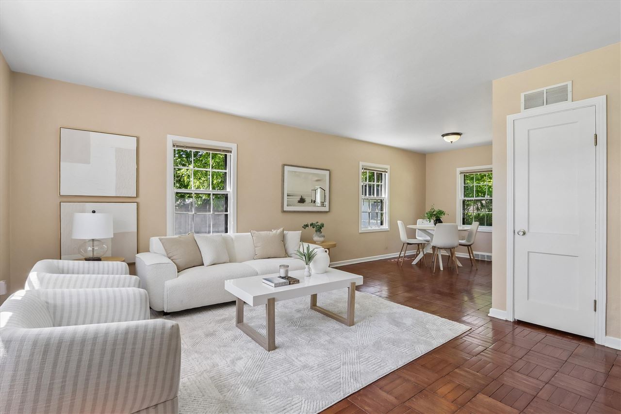 918 Ginter Avenue Iowa City IA 52240