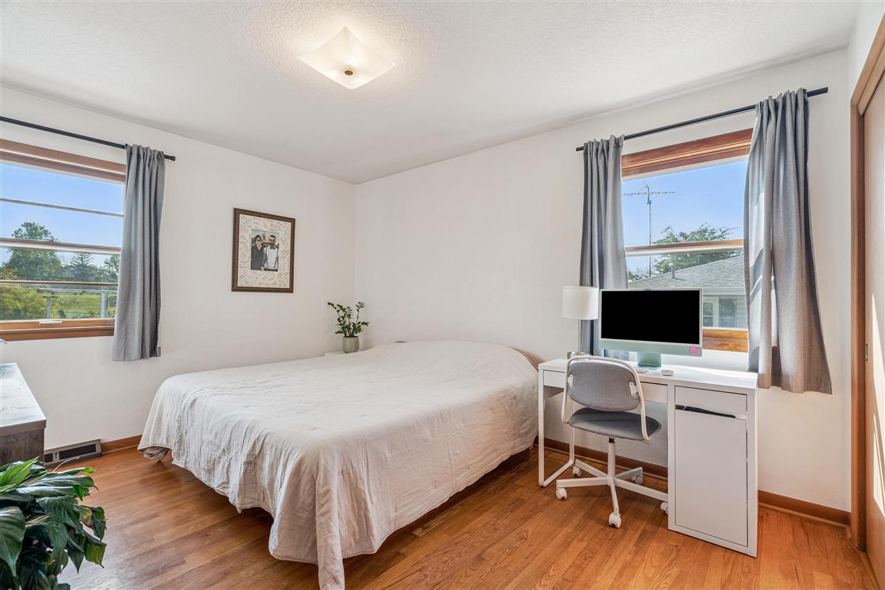 2601 Teresa Drive SW Cedar Rapids IA 52404