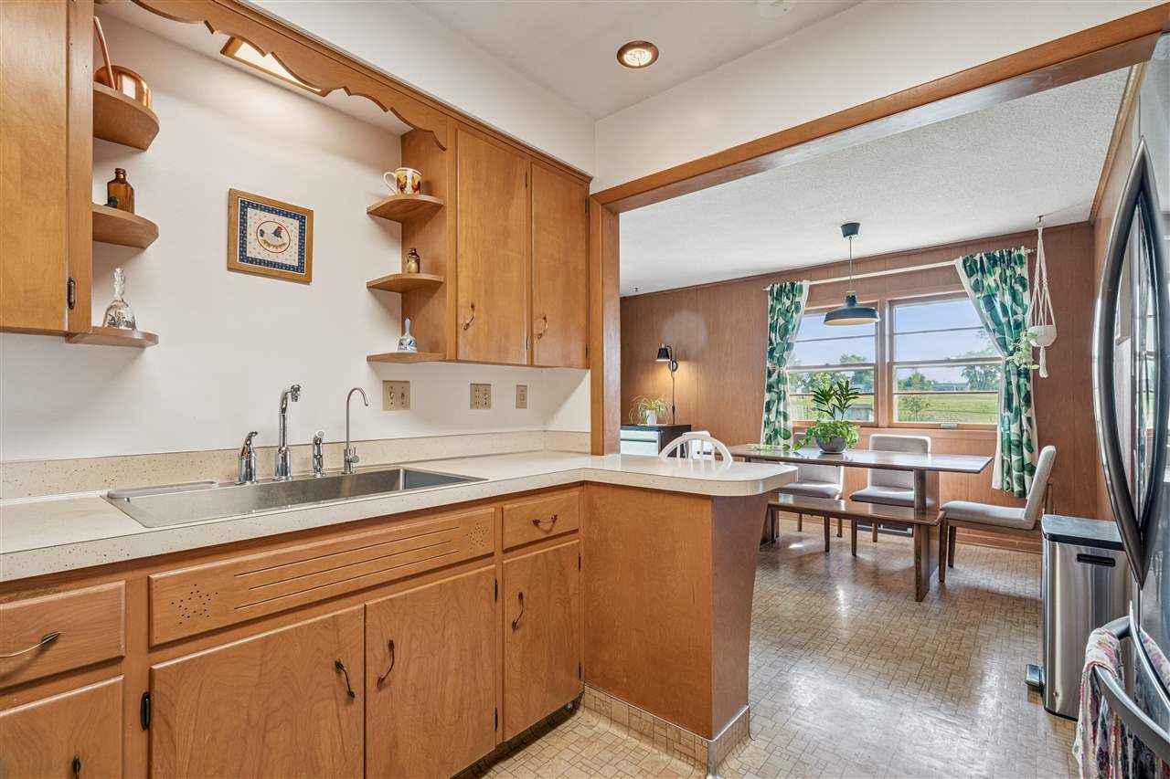 2601 Teresa Drive SW Cedar Rapids IA 52404