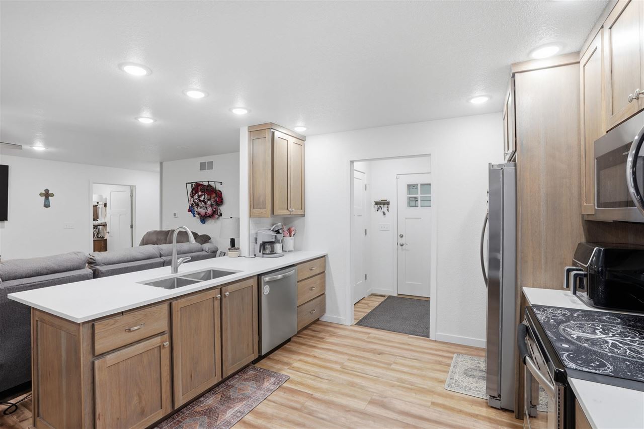502 S 15th Avenue Washington IA 52353