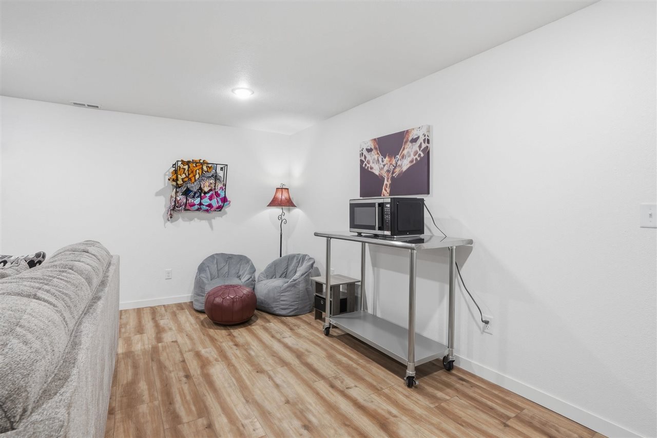 502 S 15th Avenue Washington IA 52353