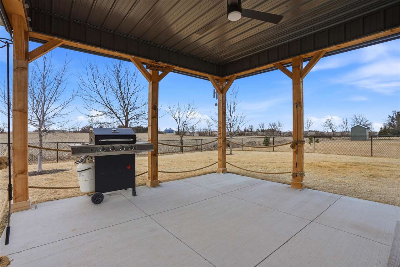 502 S 15th Avenue Washington IA 52353