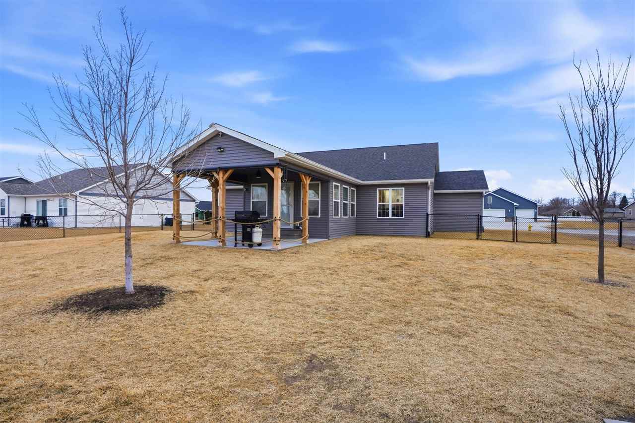 502 S 15th Avenue Washington IA 52353