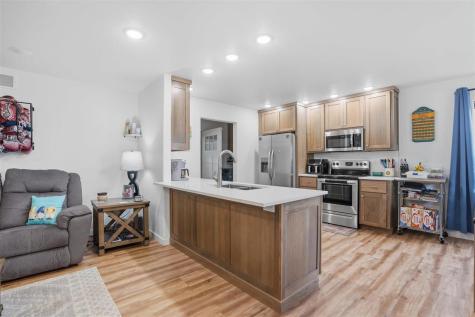 502 S 15th Avenue Washington IA 52353