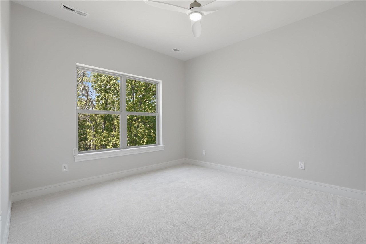 1204 Timber Trail Solon IA 52333