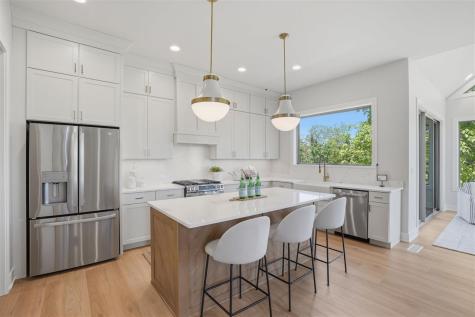 1204 Timber Trail Solon IA 52333