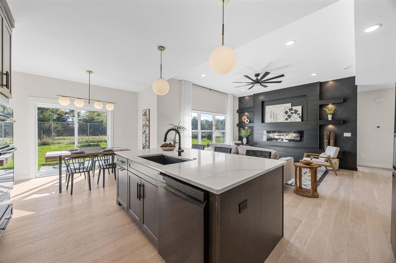 1392 Tamarack Trail Iowa City IA 52245