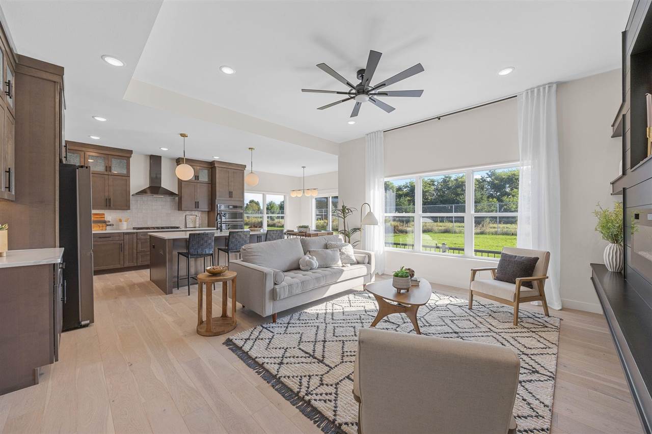 1392 Tamarack Trail Iowa City IA 52245