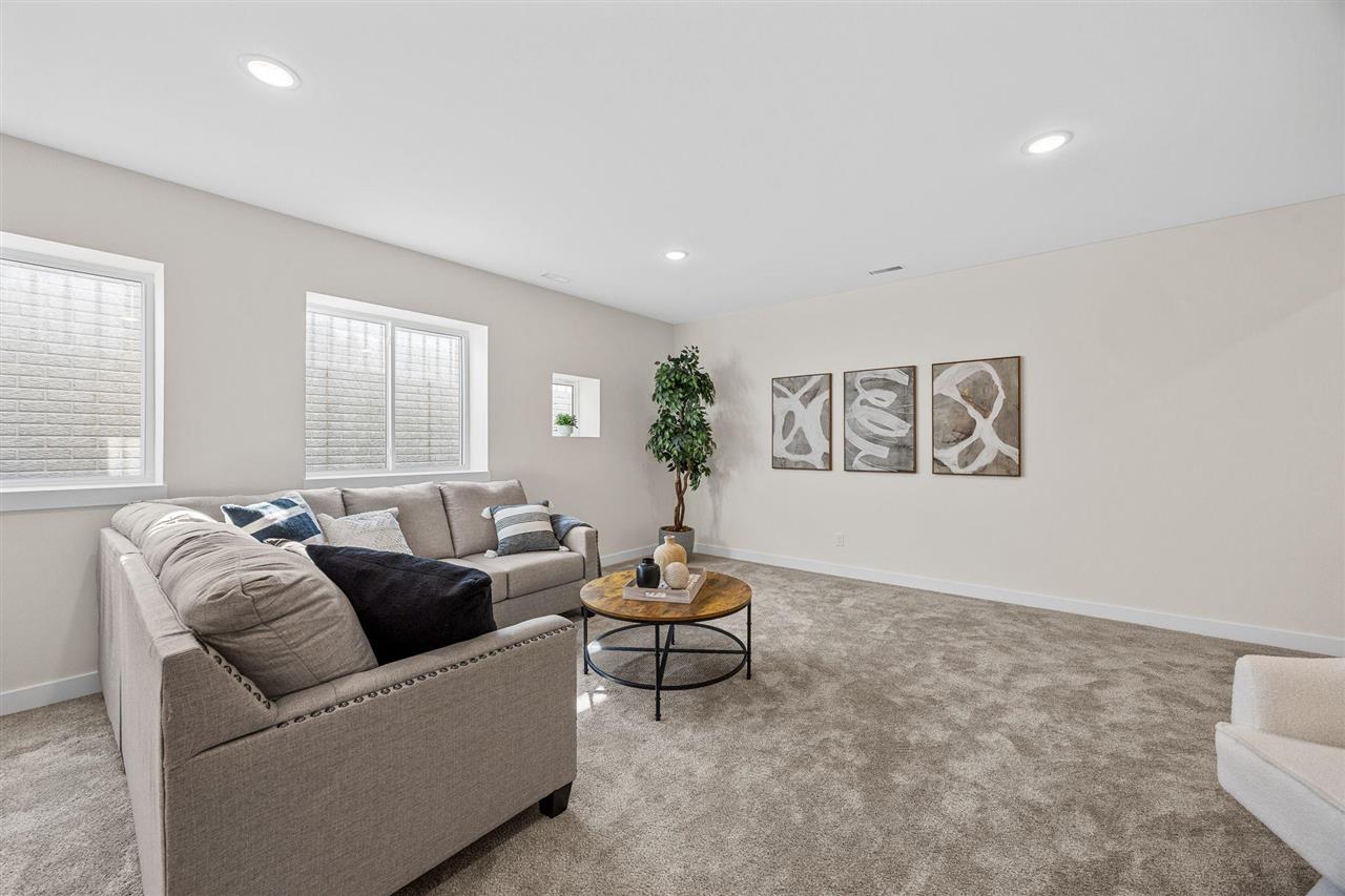 1392 Tamarack Trail Iowa City IA 52245