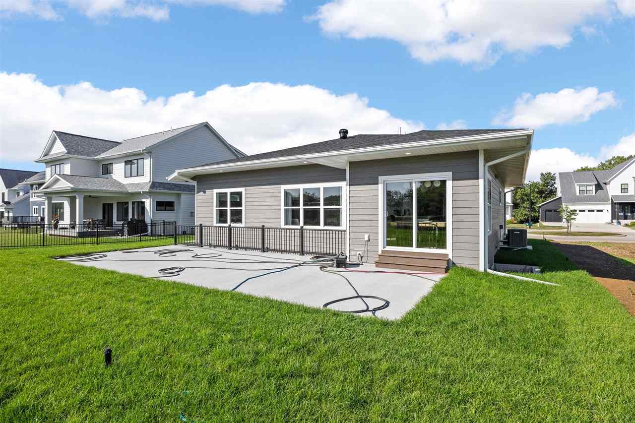 1392 Tamarack Trail Iowa City IA 52245