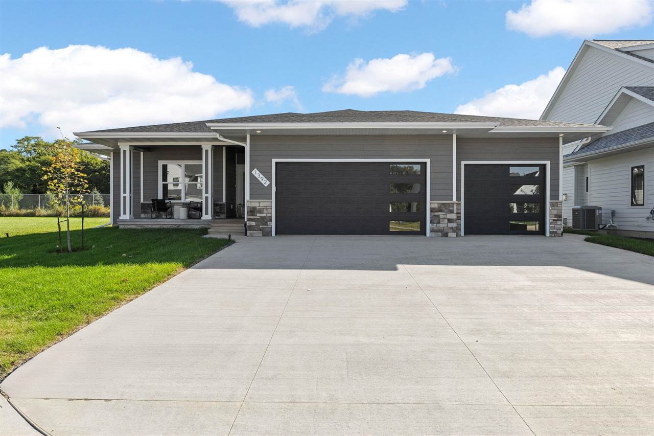 1392 Tamarack Trail Iowa City IA 52245
