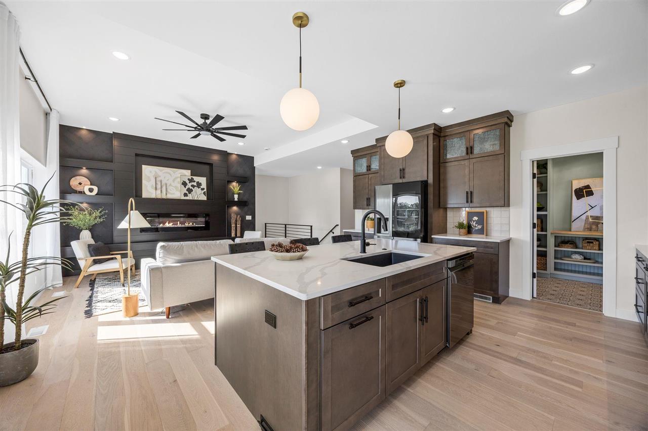 1392 Tamarack Trail Iowa City IA 52245