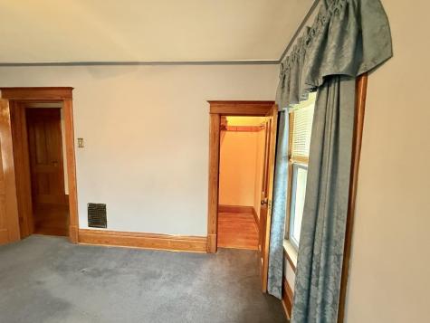 100 E Welsh Street Williamsburg IA 52361