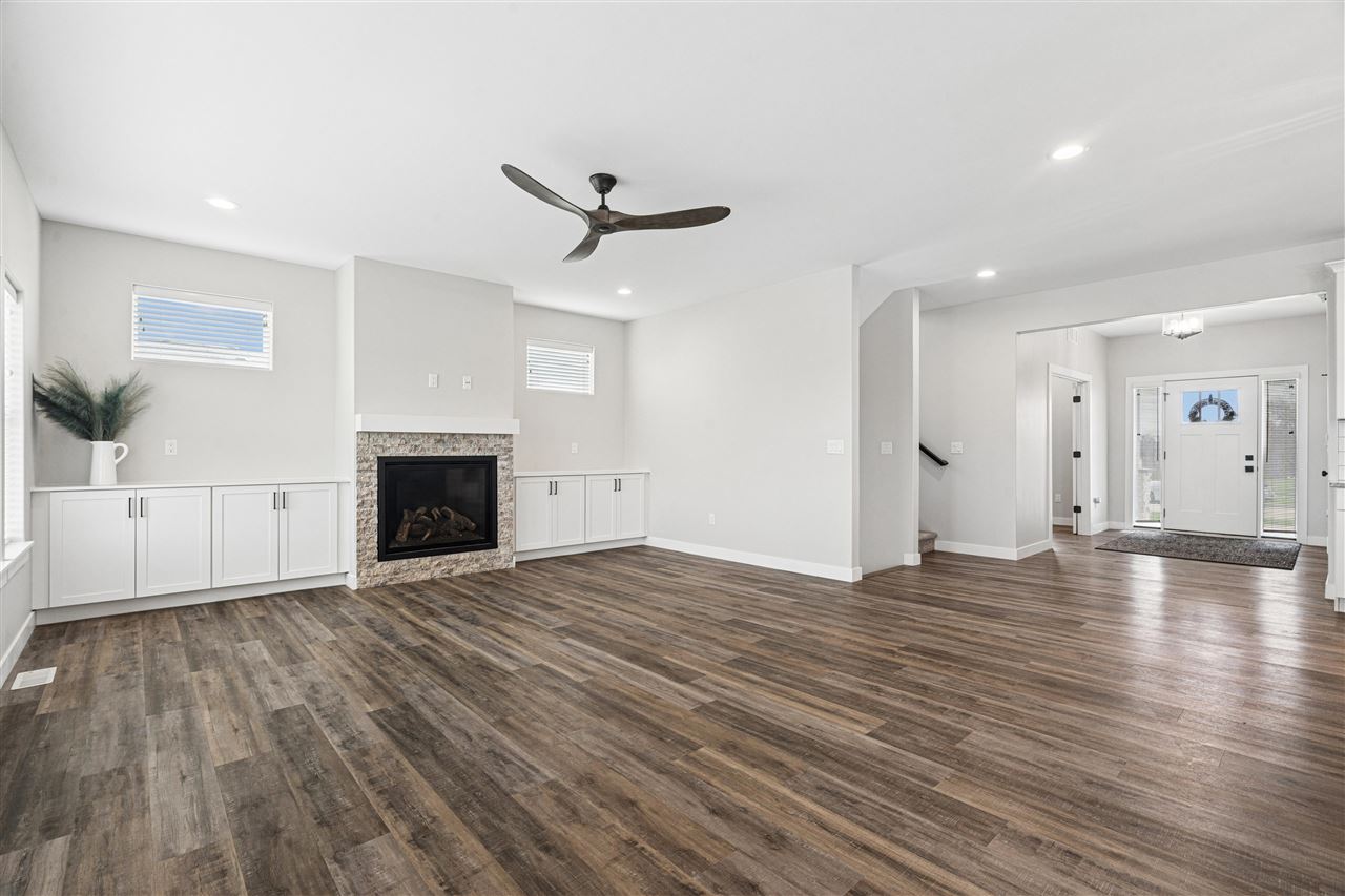 1445 Salm Drive North Liberty IA 52317
