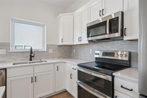 4 Lazy Brook Drive West Branch IA 52358