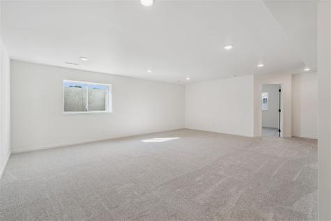 4 Lazy Brook Drive West Branch IA 52358