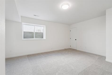 4 Lazy Brook Drive West Branch IA 52358