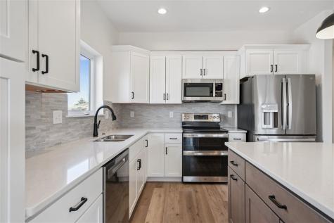 4 Lazy Brook Drive West Branch IA 52358