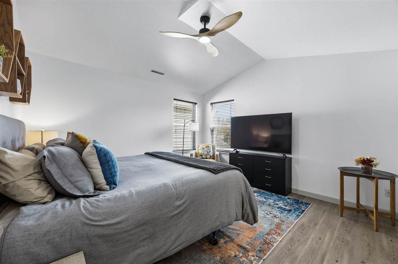 1234 Shannon Drive Iowa City IA 52246
