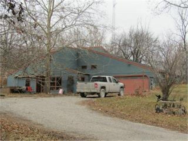 3244 170th Street Riverside IA 52327