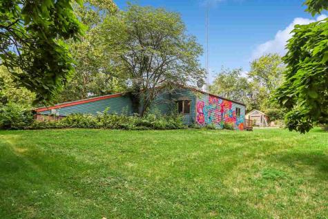 3244 170th Street Riverside IA 52327