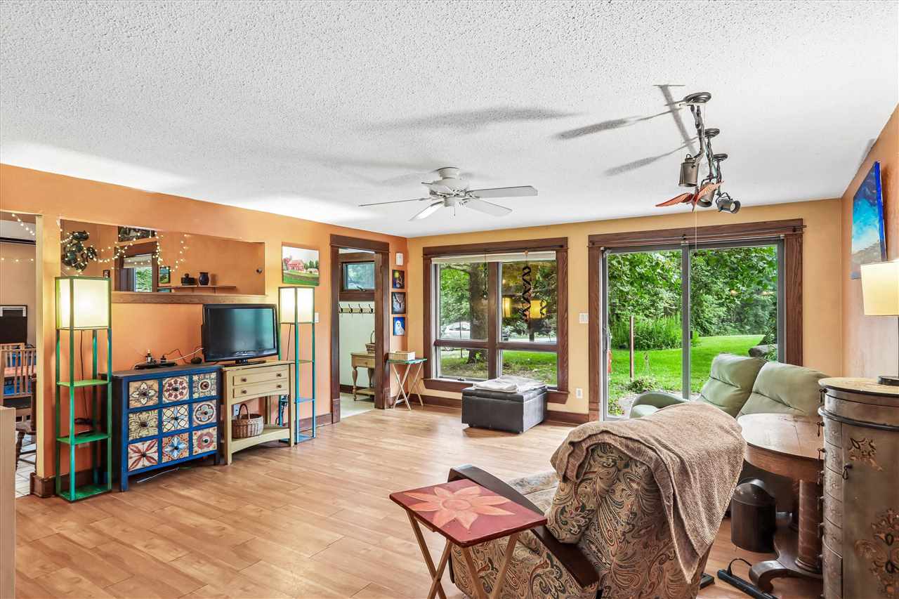 3244 170th Street Riverside IA 52327